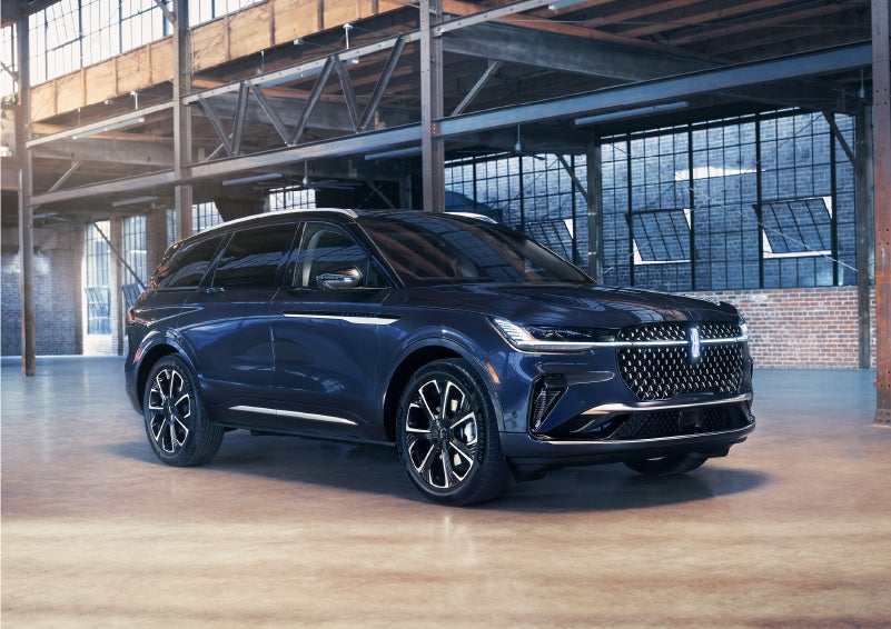 A 2024 Lincoln Nautilus® SUV is parked in an industrial space. | Joe Cooper Lincoln of Edmond in Oklahoma City OK