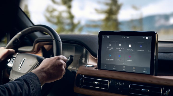 The center touchscreen of a Lincoln Aviator® SUV is shown | Joe Cooper Lincoln of Edmond in Oklahoma City OK